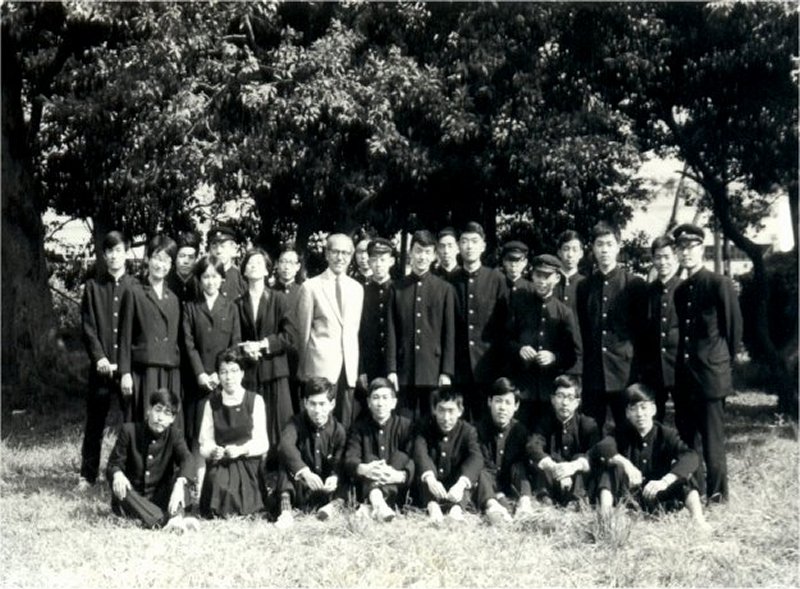 1964生研一同+市瀬先生烏森にて